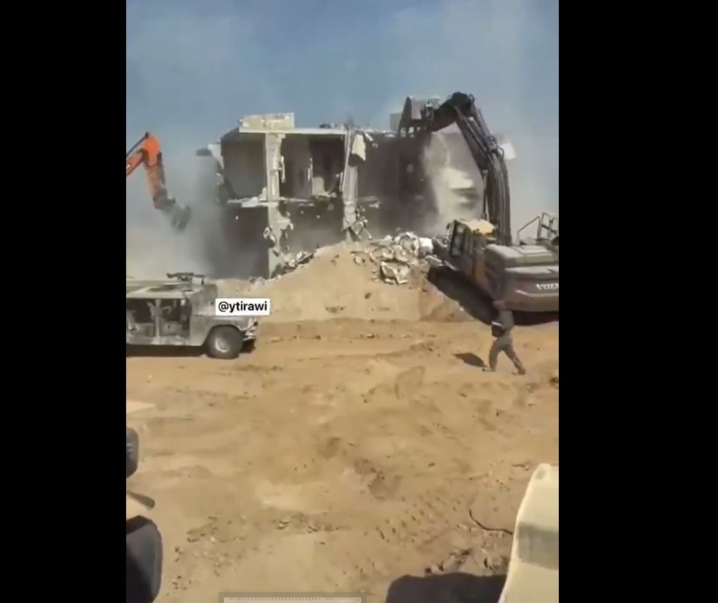 Video: Israeli soldiers destructing residential buildings in Rafah, southern Gaza 