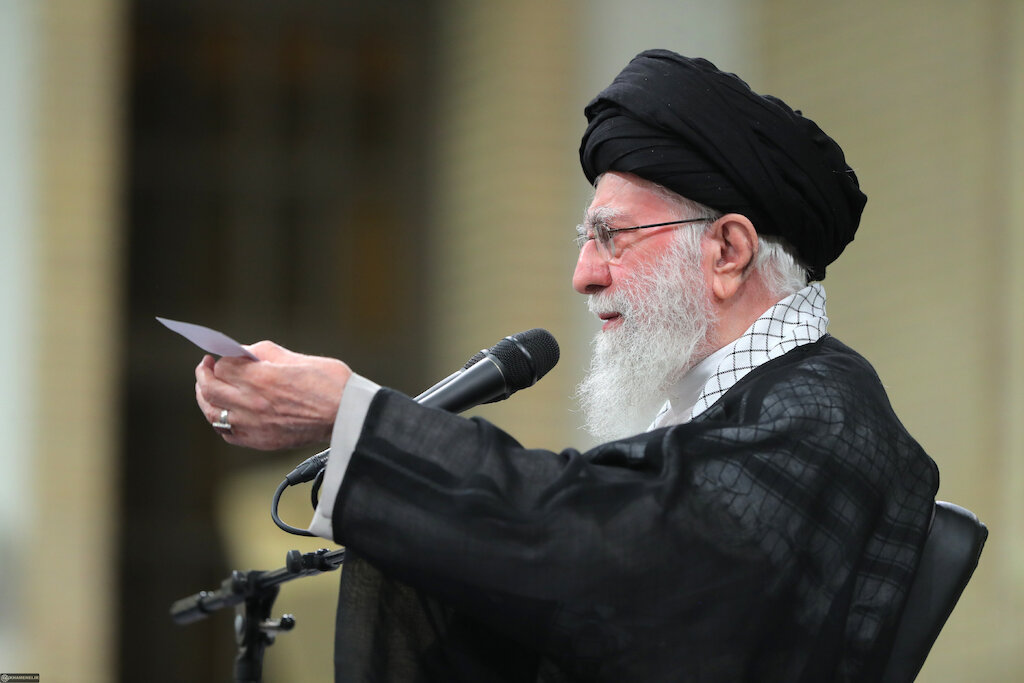 Video: Imam Khamenei: US and Israel will certainly be punished