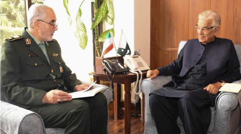 خواجہ آصف کی ایرانی نائب وزیر دفاع سے ملاقات، مختلف شعبوں میں تعاون بڑھانے کا عزم