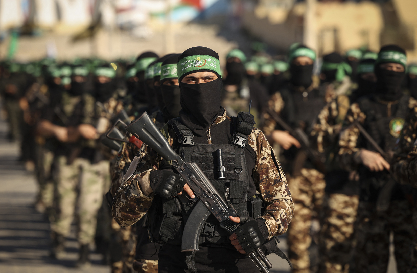 فیديو | مشاهد من التحام مجاهدي القسام مع  جنود وآليات وسط بيت لاهيا شمال قطاع غزة