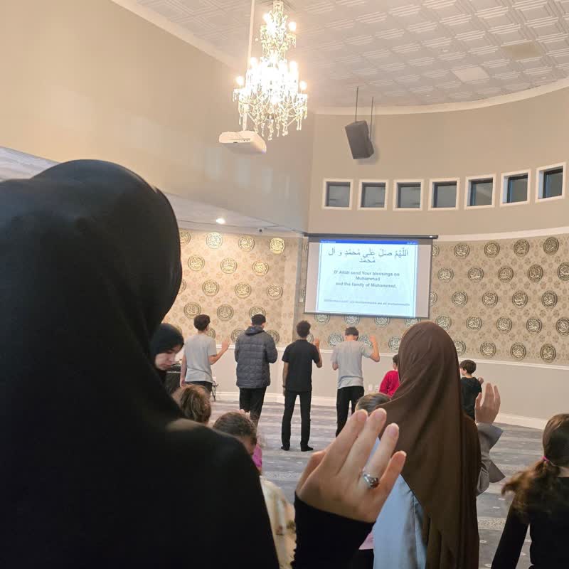 Habari Pichani | Madarasa ya Qur'an na Dua kwa Watoto wa Kishia huko Amerika