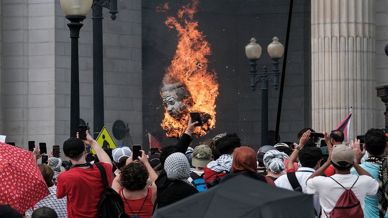 Pro-Palestine rally held in Montreal, Canada