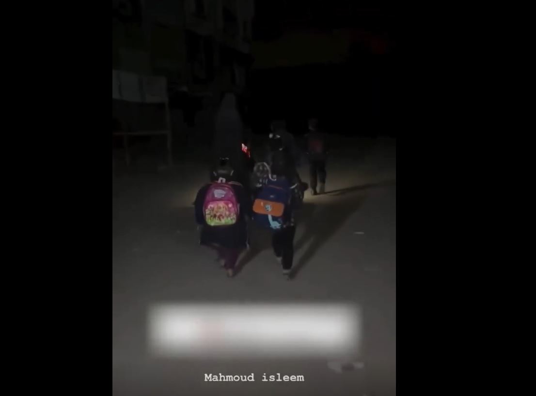 Video: Harsh displacement of Palestinian families following Israeli evacuation orders on Shuja'iyya, east of Gaza 