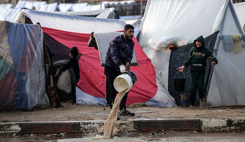 ویدیو | ورود آب دریا به چادر آوارگان فلسطینی