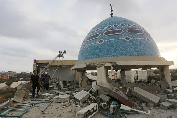 Lebanese cleric urges global action against Israeli attacks on mosques