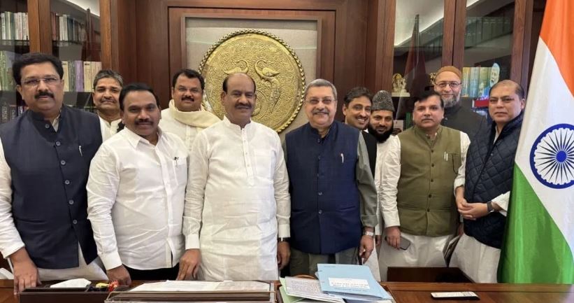   वक़्फ़ को लेकर विपक्षी सांसदों की JPC का कार्यकाल बढ़ाने की मांग