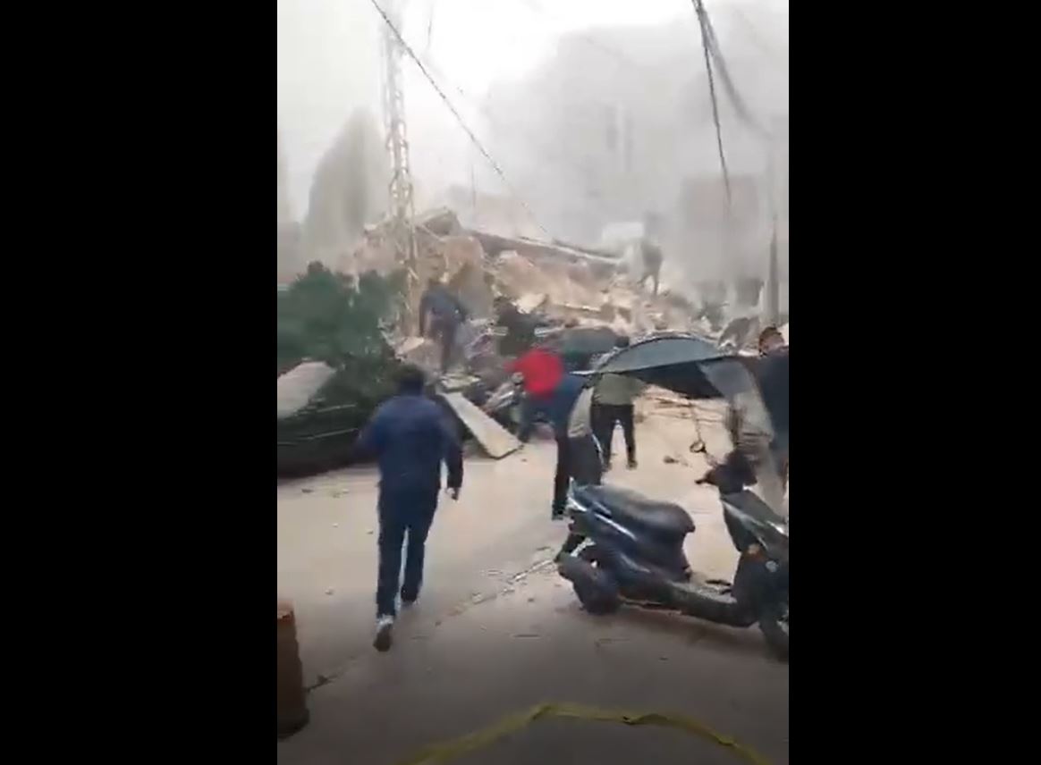 Video: An Israeli airstrike destroys a building in Ras al-Naba' area in Beirut, Lebanon