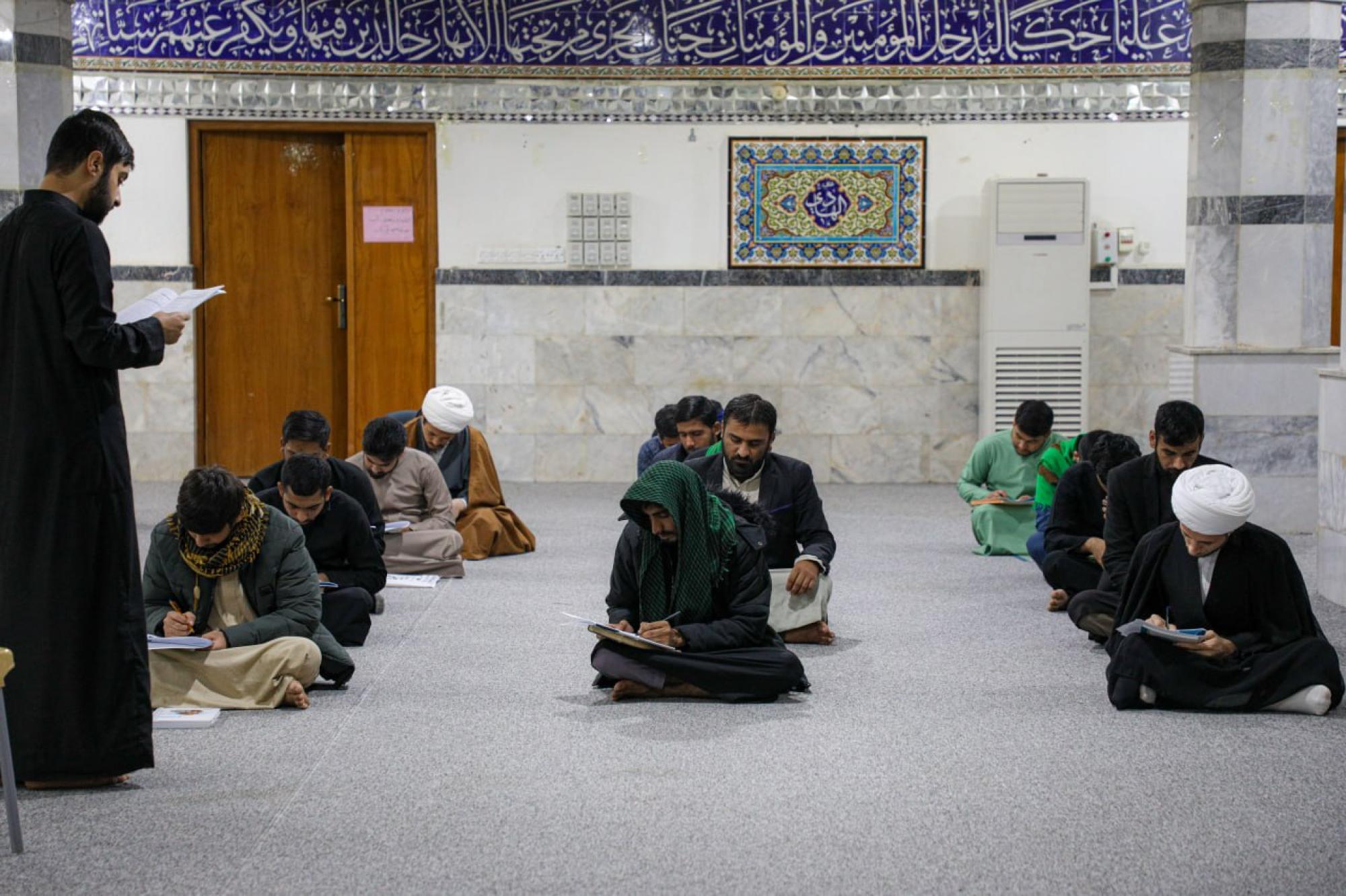 العتبة العبّاسيّة تختتم المستوى الأوّل من دورته القرآنيّة لطلبة العلوم الدينيّة