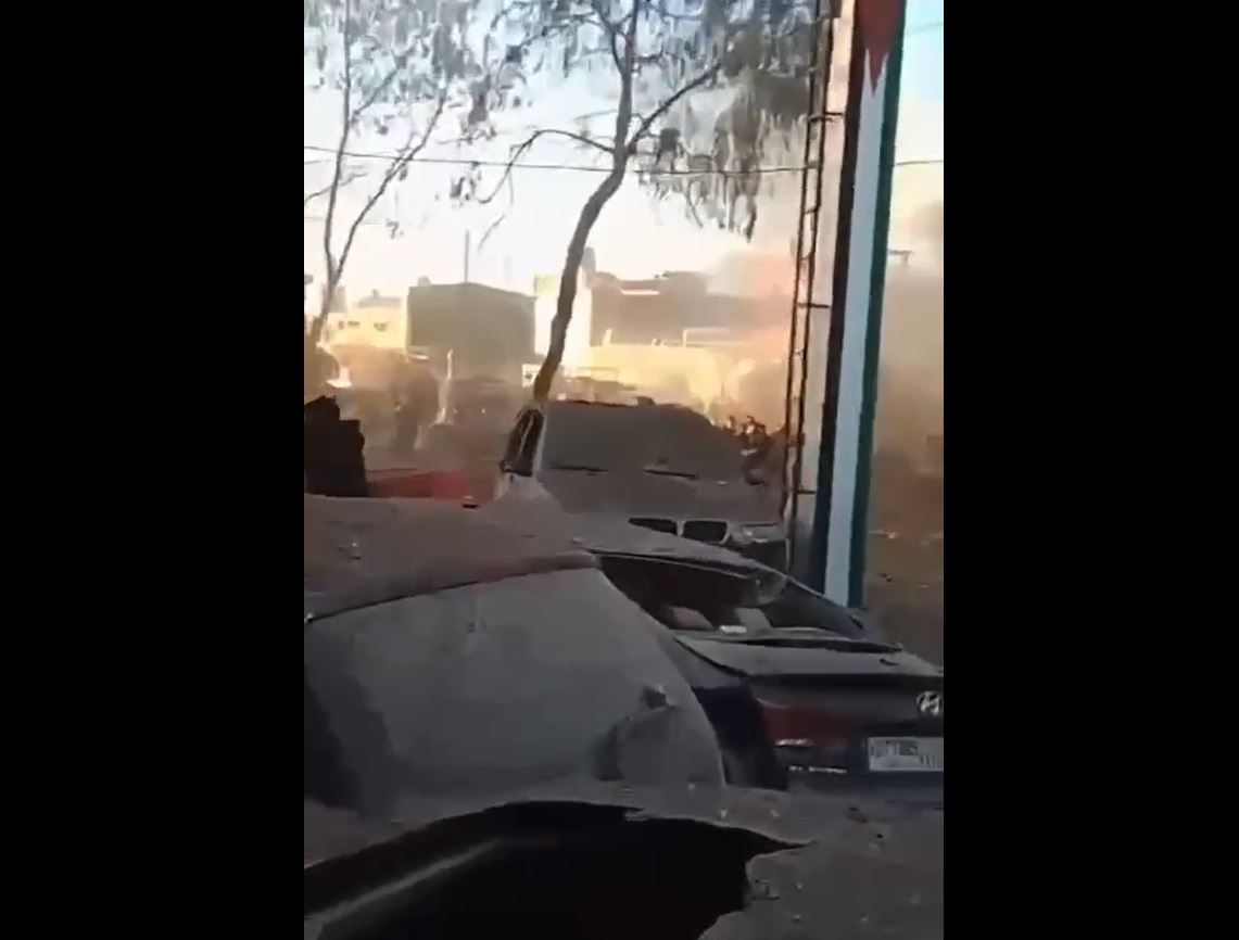 Video: First moments after Israeli bombardment al-Rashidiya in Tire, southern Lebanon