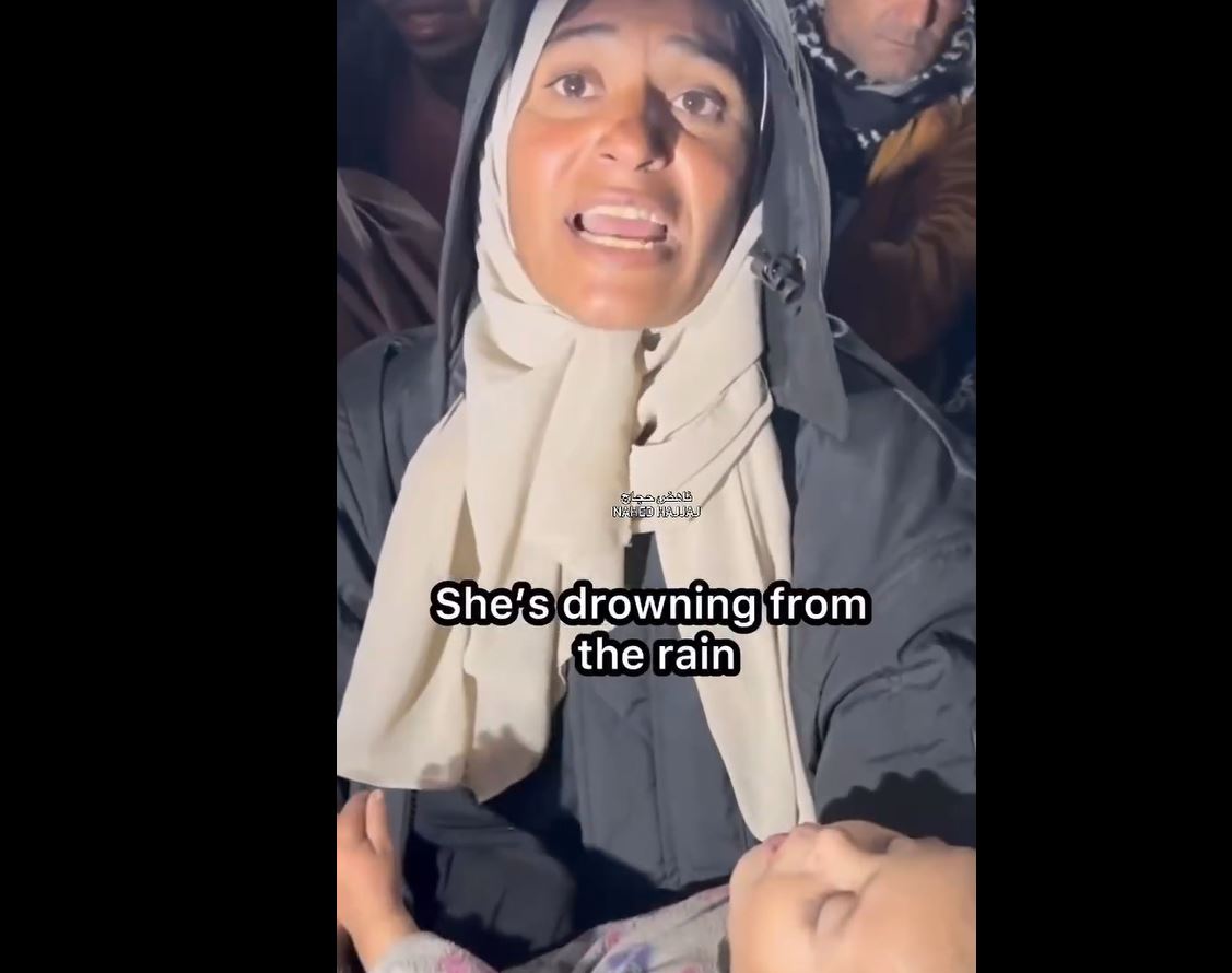 Video: Palestinian mother: Arabs just watch us, everyone here is drowned, our drink, mattresses all drowned