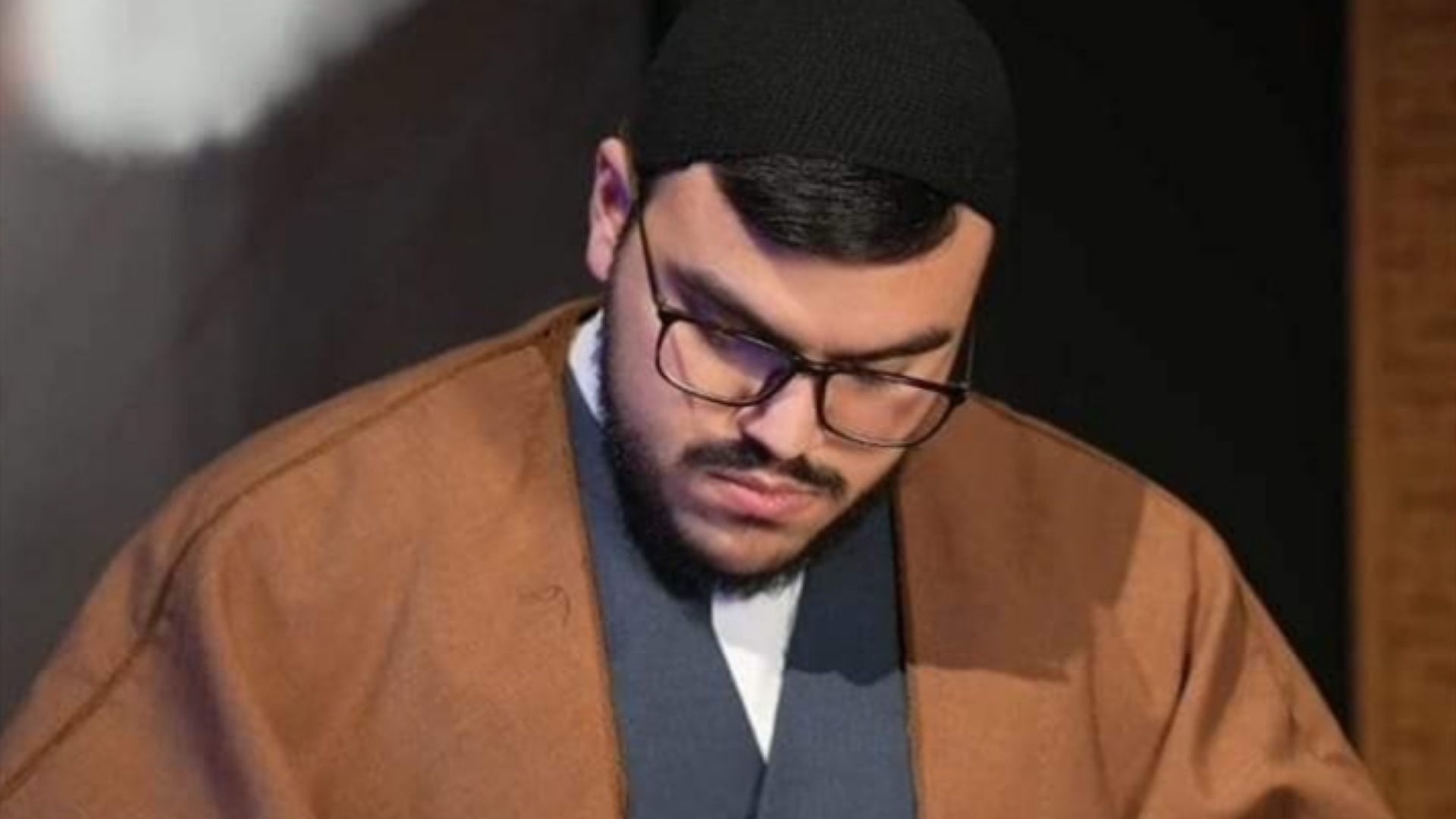 فیديو | ظهور لنجل الشهيد السيد حسن نصر الله السيد محمد مهدي من على ركام منزله في حارة حريك