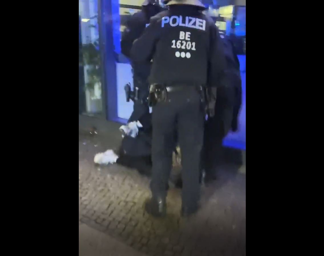 Video: German police brutalized a Palestine solidarity protest in Berlin 