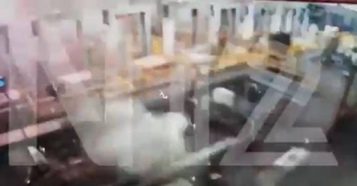 فیديو | لحظة انفجار طائرة بدون طيار لحزب الله في مصنع شمالي نهاريا  