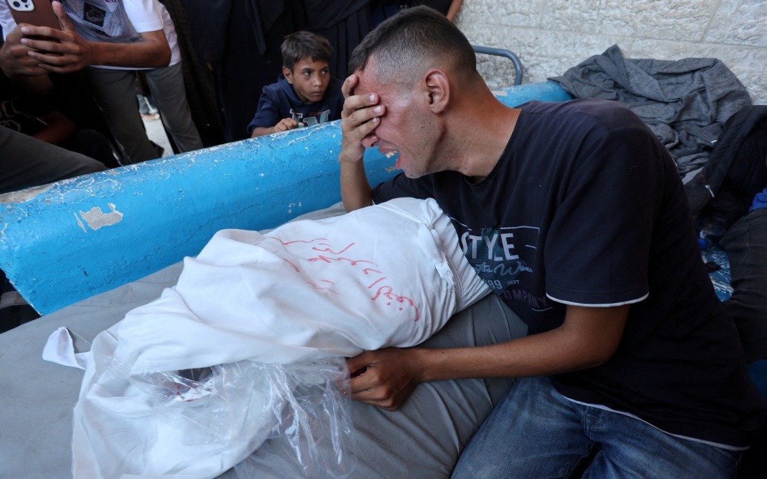 Over 40 Palestinians killed in Israeli attacks on 100s of residential buildings in Gaza: Report