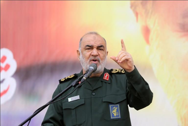 القائد العام للحرس الثوري، يصدر بيانا بمناسبة (اليوم الوطني لمقارعة الاستكبار العالمي)