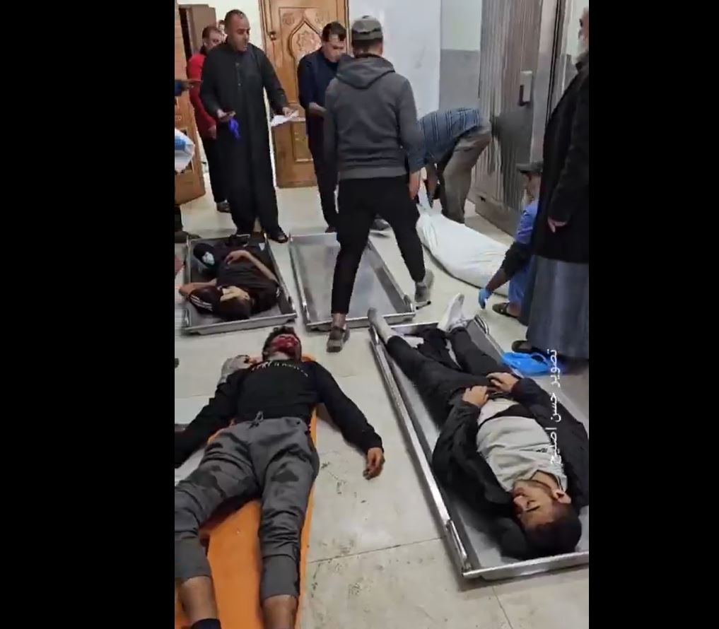 Video: At least 7 Palestinians martyred in an Israeli airstrike targeted a vehicle in south of Khan Yunis, Gaza 