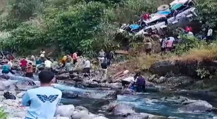   उत्तराखंड, बस हादसे में 36 की मौत, मजिस्ट्रेट जाँच के आदेश 