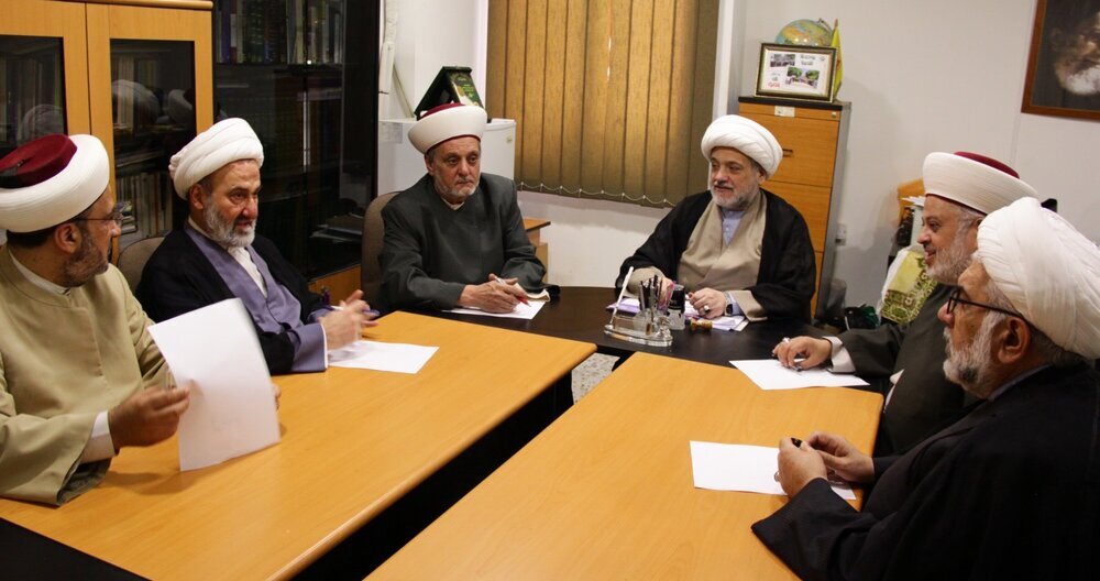 Muslim scholars gathering of Lebanon hail Sheikh Naim Qassim as best successor to Martyr Nasrallah