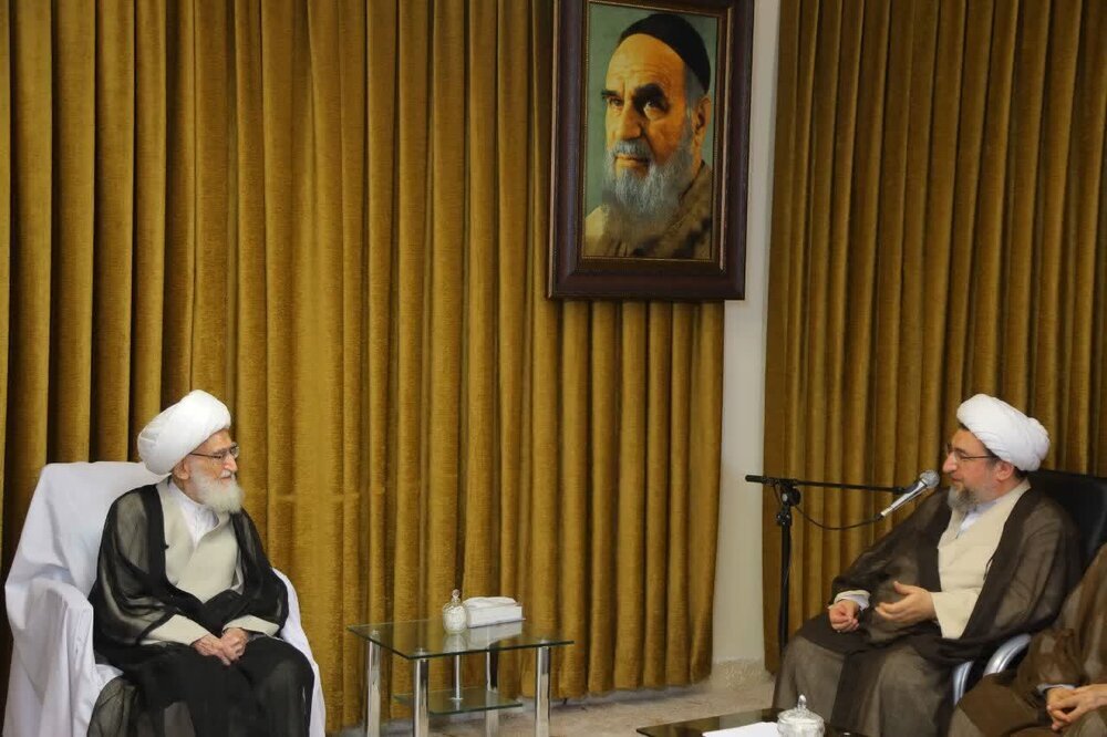 Grand Ayatollah Nouri Hamedani: People of Azerbaijan and Tabriz have a brilliant history