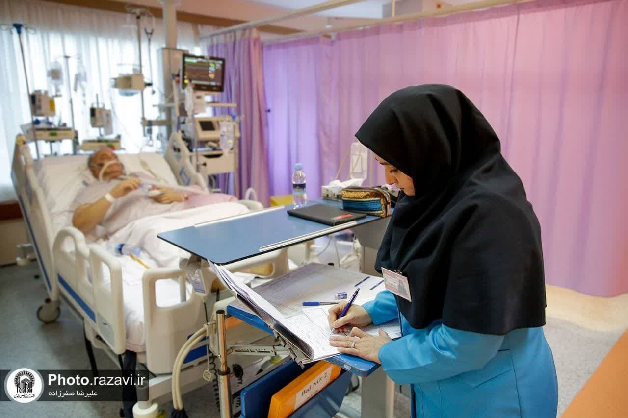 تقديم خدمات علاجية مجانية للمرضى الفقراء في قرية "هندل آباد" القريبة من مشهد