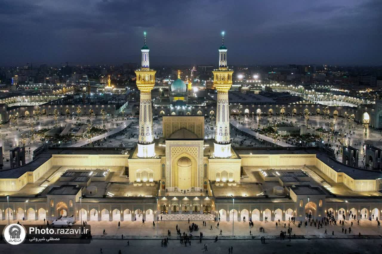 تدشين مشروع تطوير المساحات الخدمیة للزوار وتنظيم واجهة میدان القبلة للعتبة الرضوية المقدسة