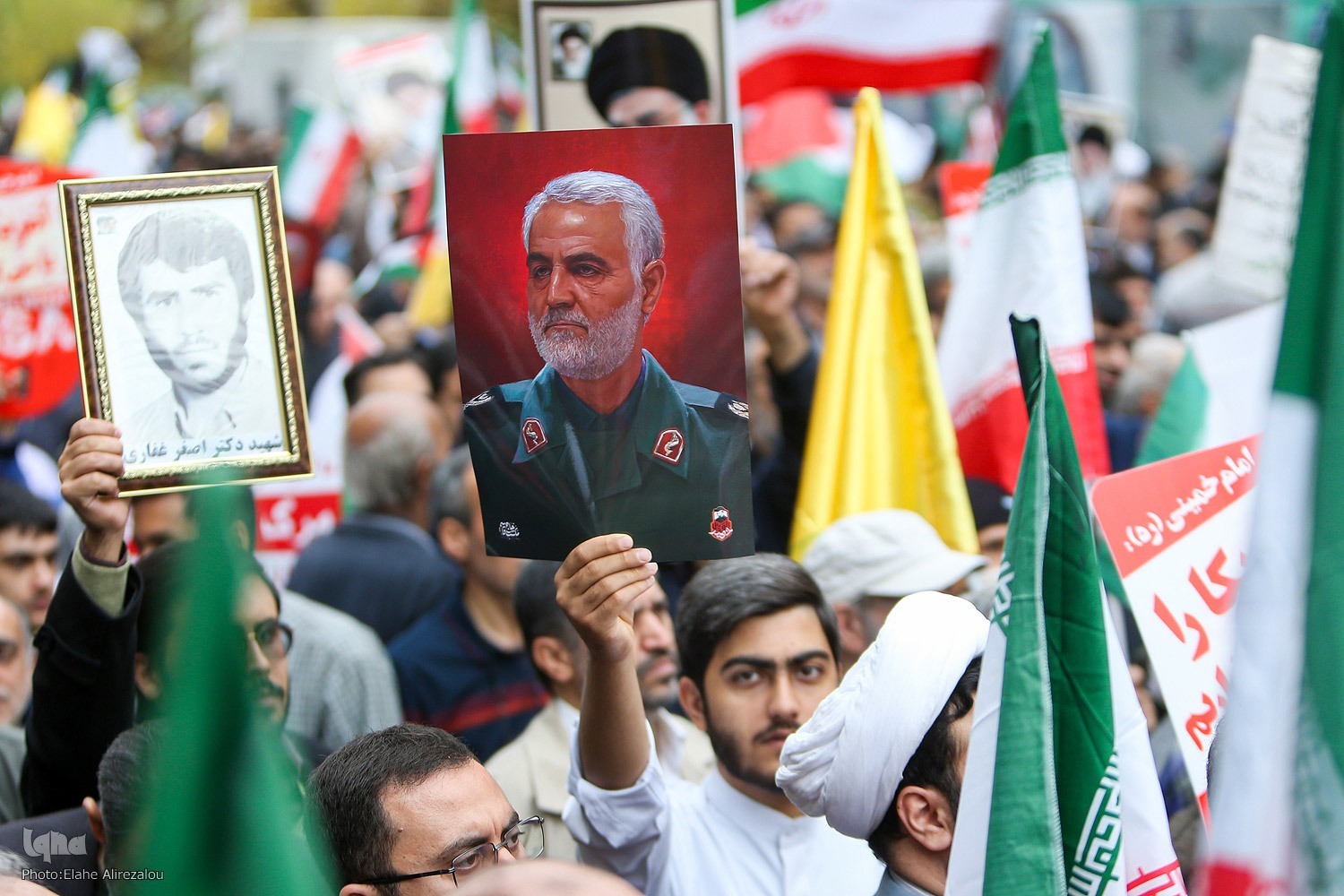 Tehran: studenti ricordano presa ambasciata USA