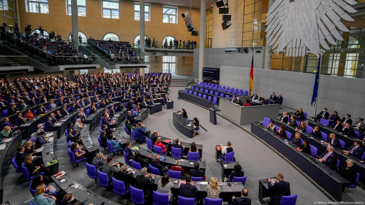 Germany passes controversial resolution in support of Israel