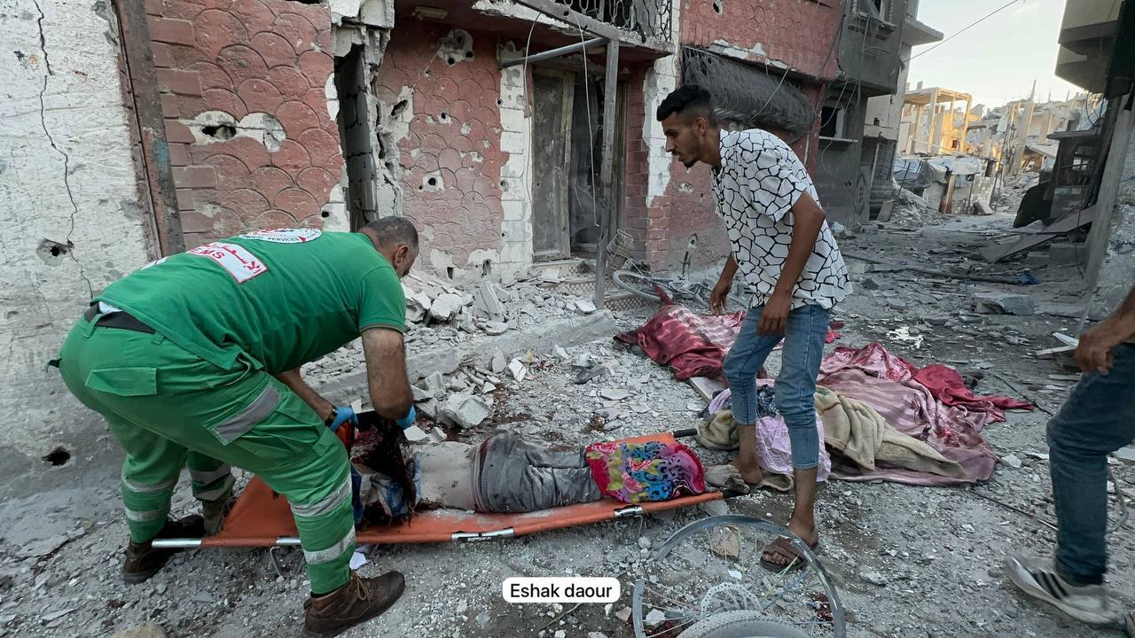 Photos / Videos: 4 Palestinians martyred in Israeli airstrikes in Jabalia, in northern Gaza / Sensitive