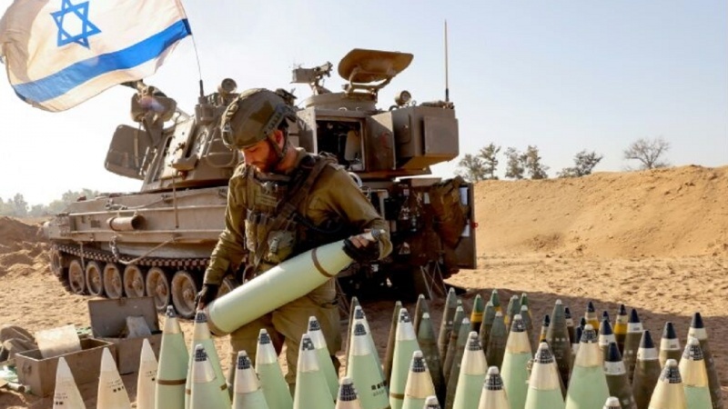 イスラエルの兵器用鉄鋼を供給するのはどの地域諸国か？