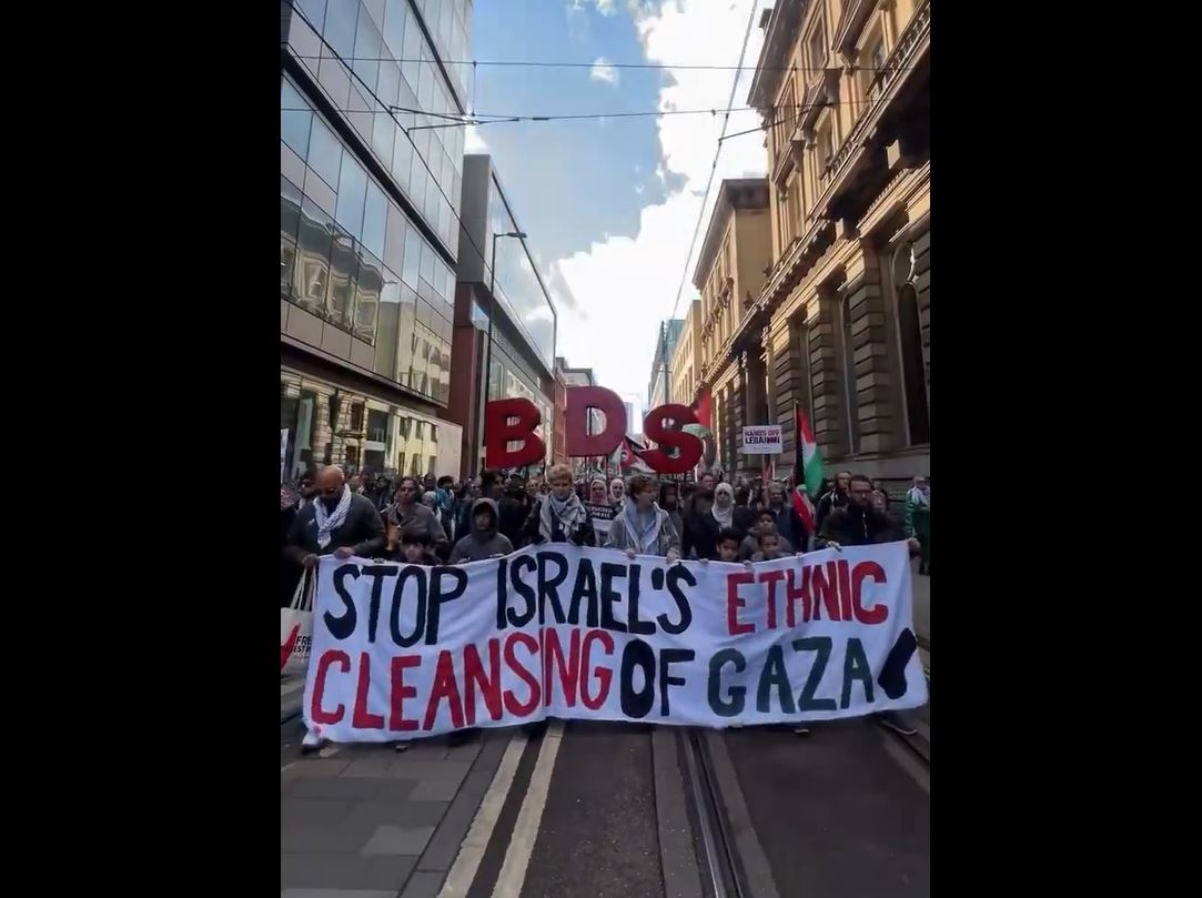 Video: Massive demonstration in Manchester, UK, in solidarity with Palestine 