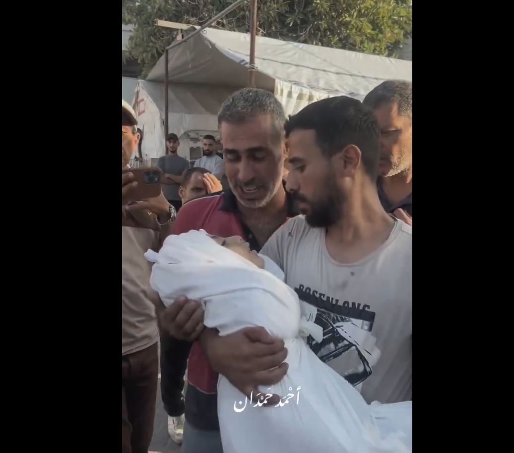 Video: Palestinian father sends off his child, martyred in Israeli massacre in Al-Shati, Gaza