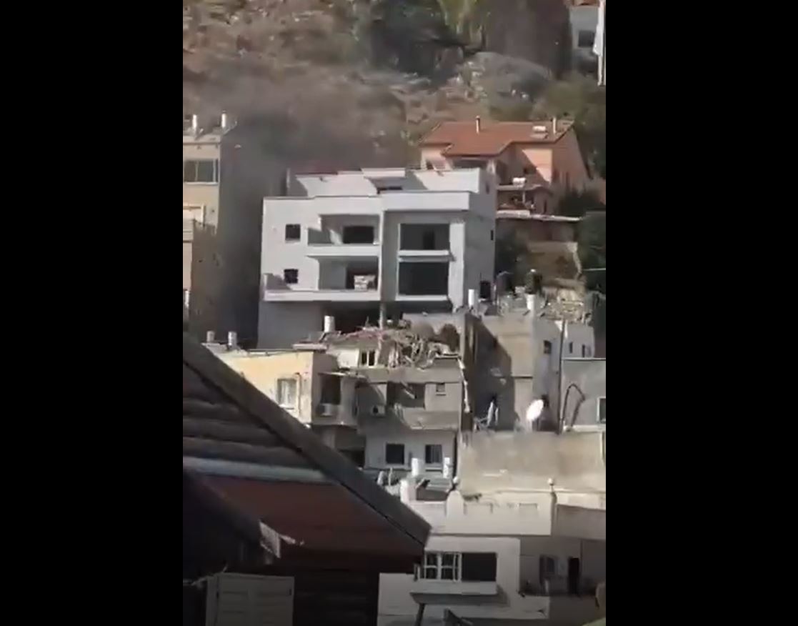 Videos: Numerous rocket fired from Hezbollah make direct impacts in Karmiel, occupied Palestine