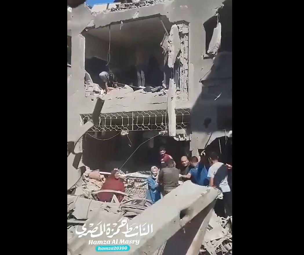 Videos: 5 Palestinian martyred, several injured in Israeli airstrikes targeted residential buildings in Jabalia, northern Gaza