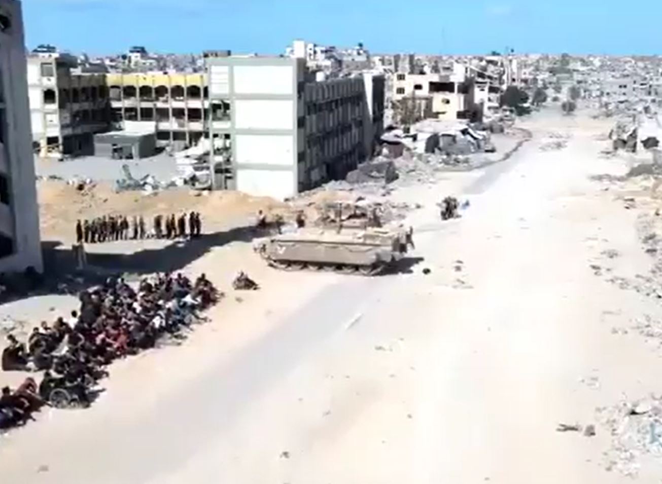 Video: Israeli occupation forces detain dozens of Palestinians in Jabalia, northern Gaza