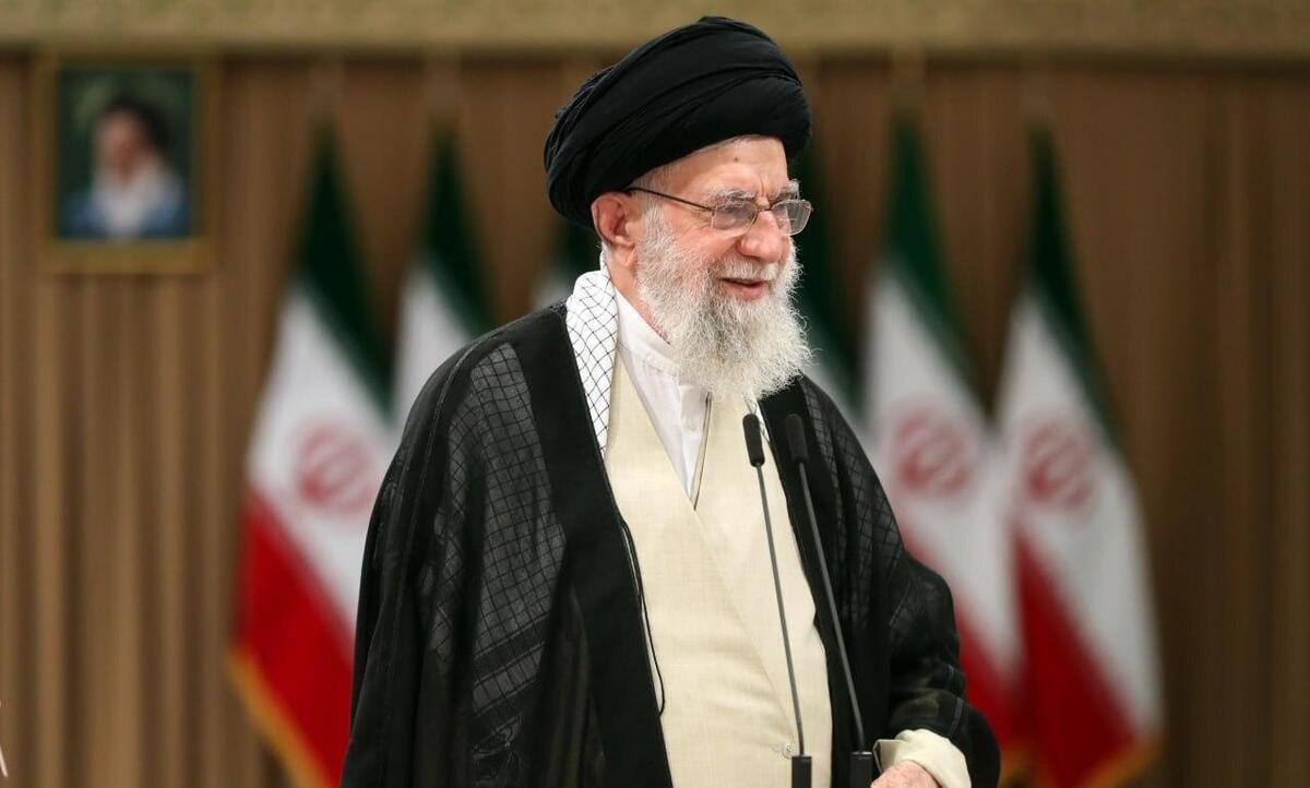 جمعی از نخبگان و استعدادهای برتر علمی با رهبر انقلاب دیدار می‌کنند