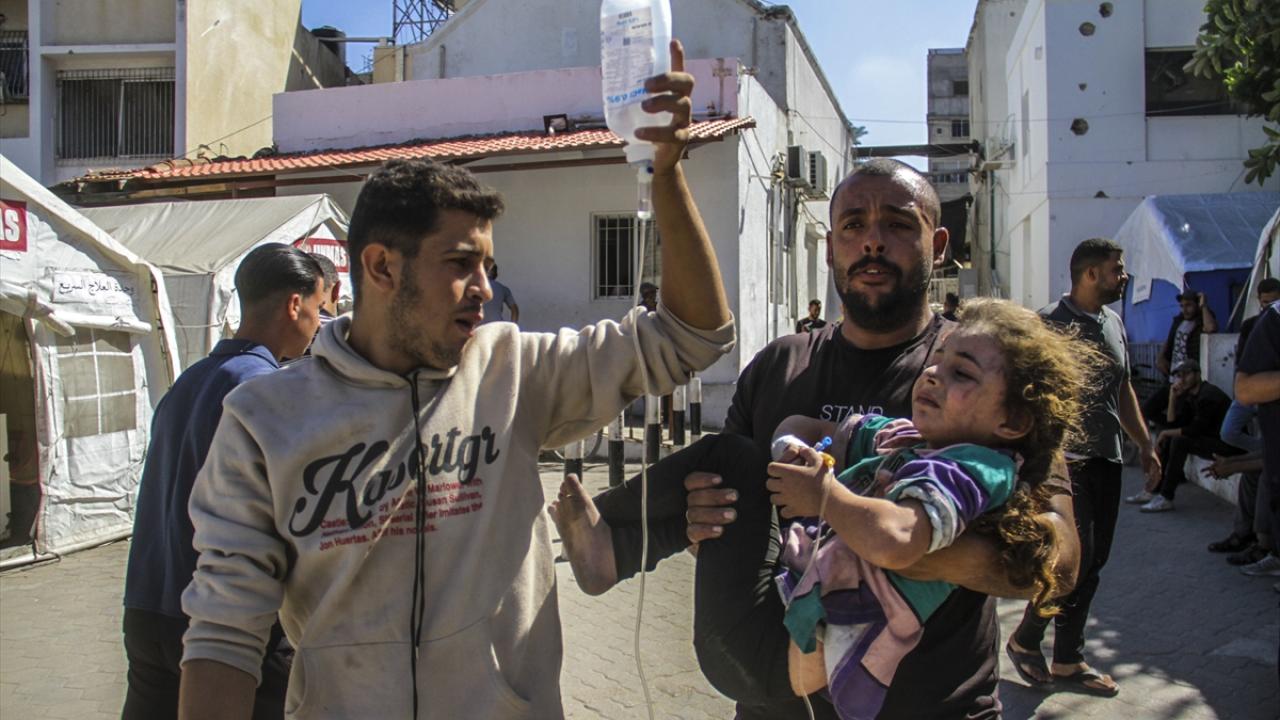 Rapora vîdyoyê Êrişa eskerên siyonîst ser filistîniyan li kampa penaberan a Cebeliyê