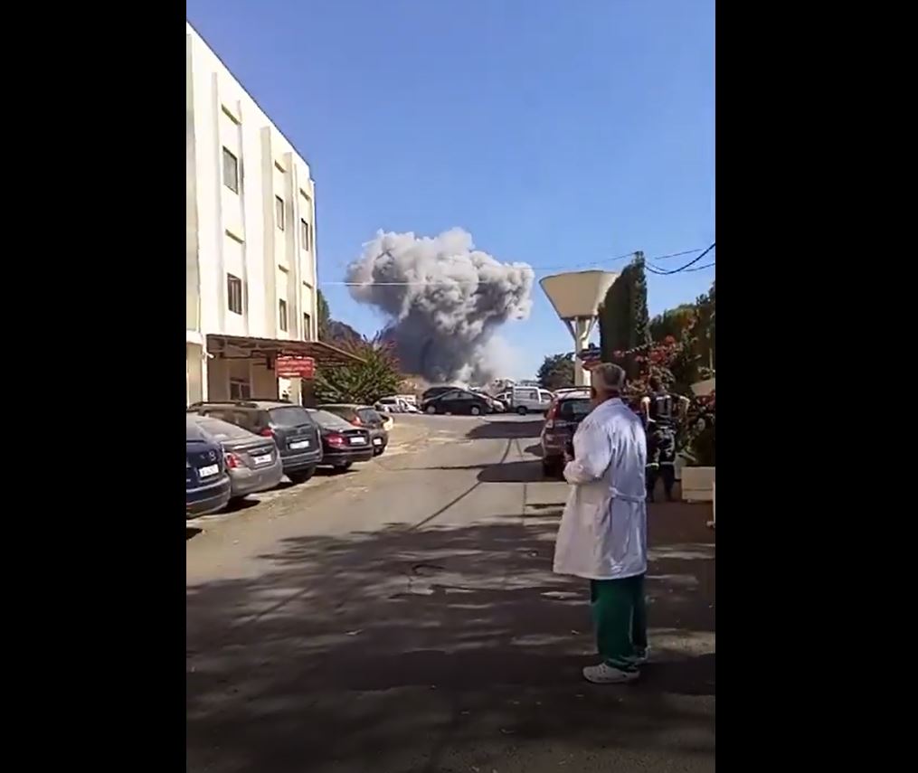 Video: An Israeli airstrike hits village of Kfar Roummane in southern Lebanon