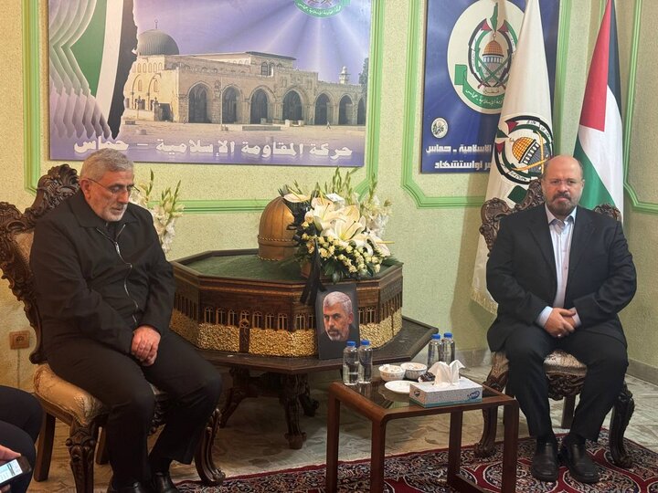 General Ghaani visits Hamas office in Tehran