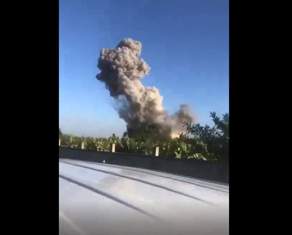 Video: An Israeli airstrike hits village of Qasmiyeh in southern Lebanon