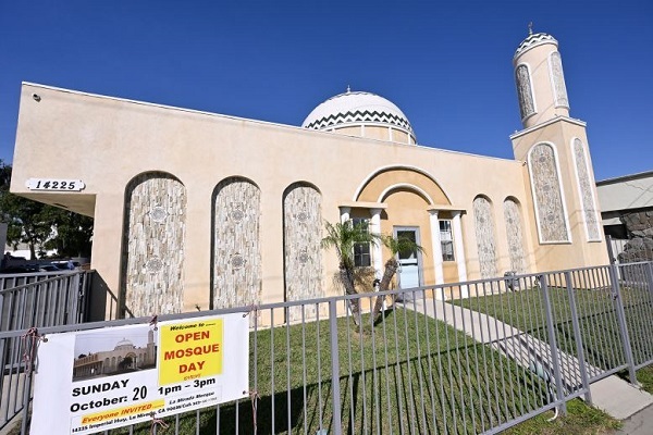 Southern California mosques open doors to foster understanding, interfaith unity