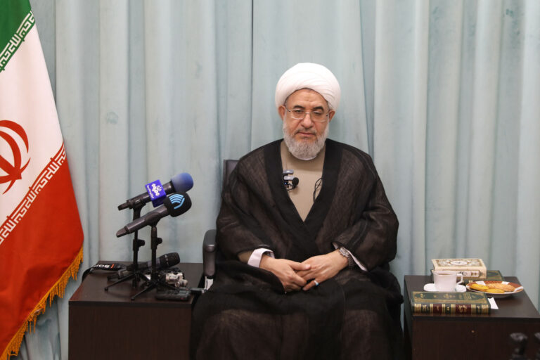 آیت‌الله اراکی: ادعای مشروعیت دولت اسرائیل، پشتیبانی از ظالم است
