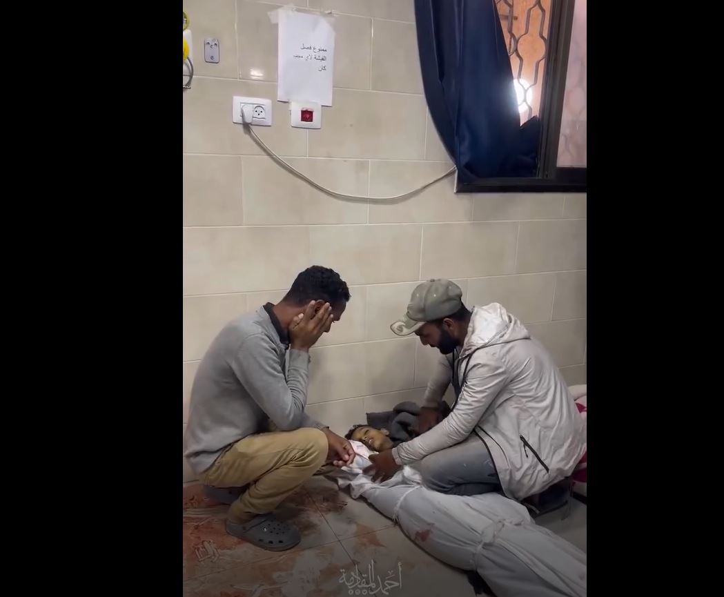 Sensitive Videos: New massacre committed by occupation army in “Nuseirat Martyrs School,” which 17 martyred
