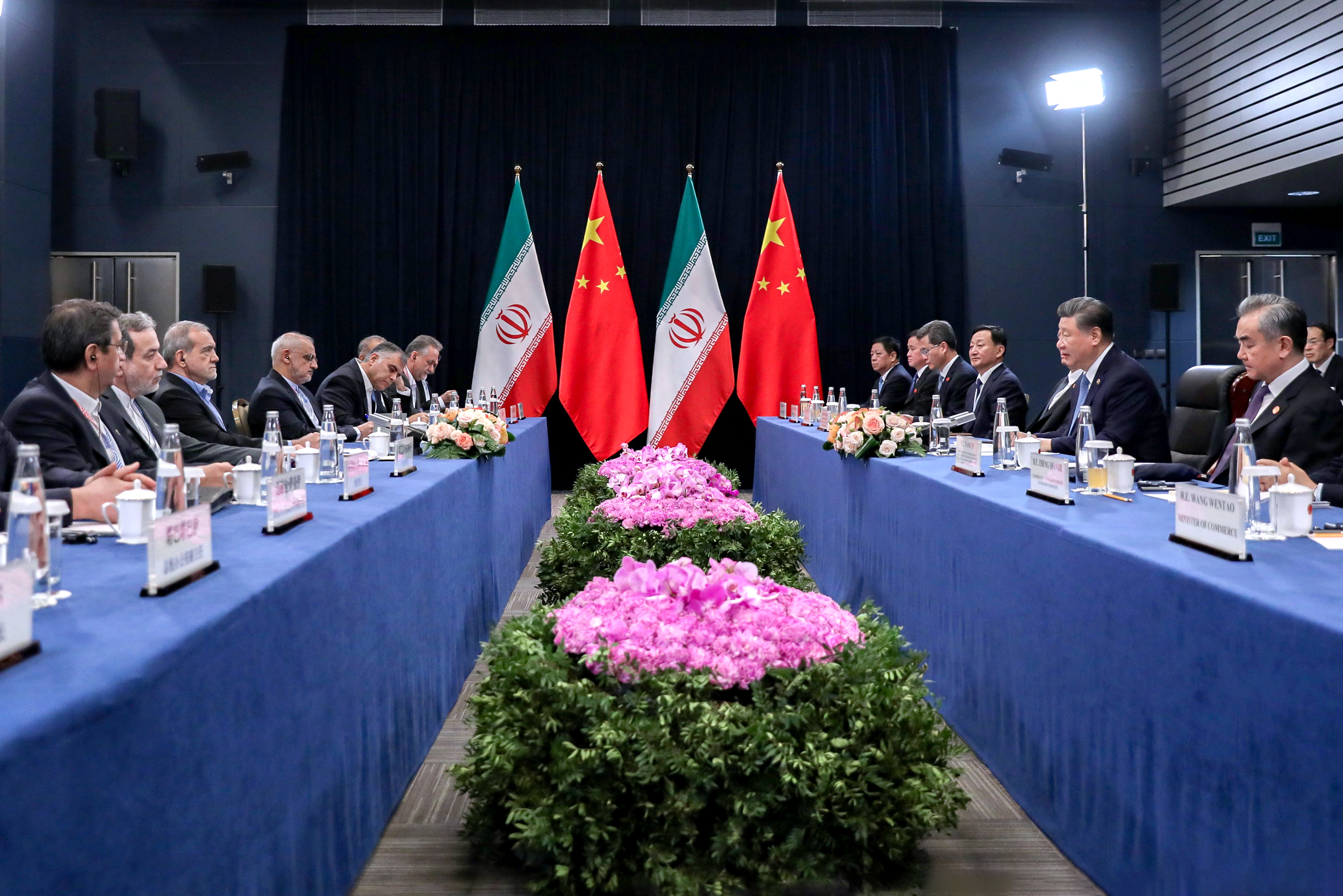 Hinimok ng Iran at China ang agarang tigil-putukan sa Gaza at Lebanon para mabawasan ang tensyon ng isat-isa