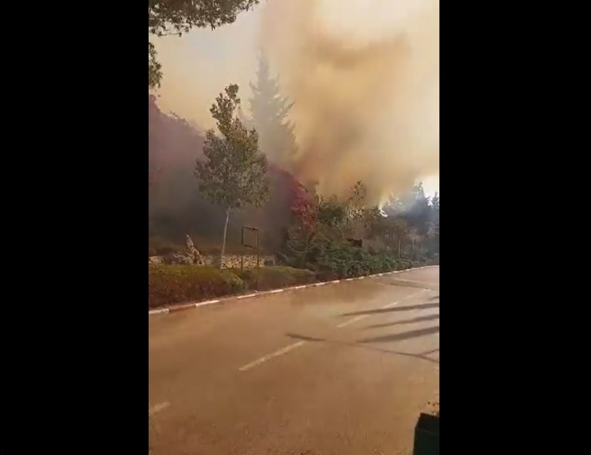 Videos: 8 firefighting teams trying to extinguish fires broke out in occupied Galilee after Hezbollah rockets 