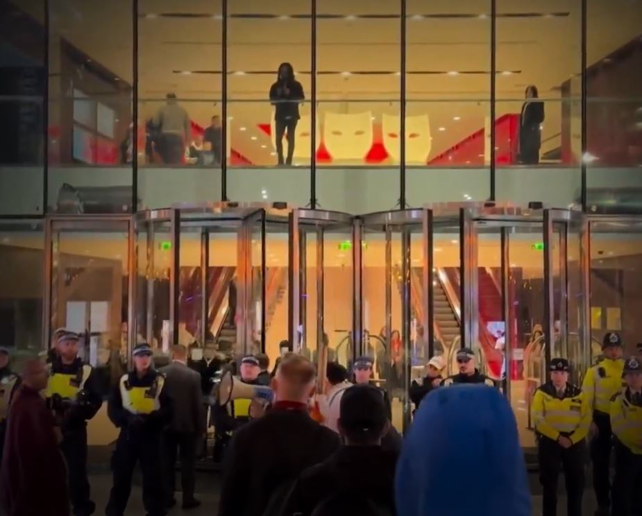 Video: Pro-Palestine activists called a former Israeli President, to get out of London