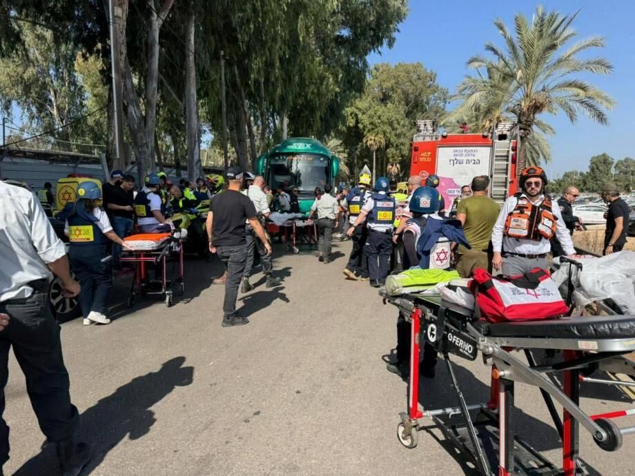 Hamas, Palestinian Islamic Jihad claim massive attack on Israeli regime soldiers in Tel Aviv