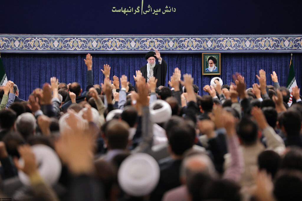 Imam Khamenei: Main cause of West Asia’s problems is presence of US and certain European countries