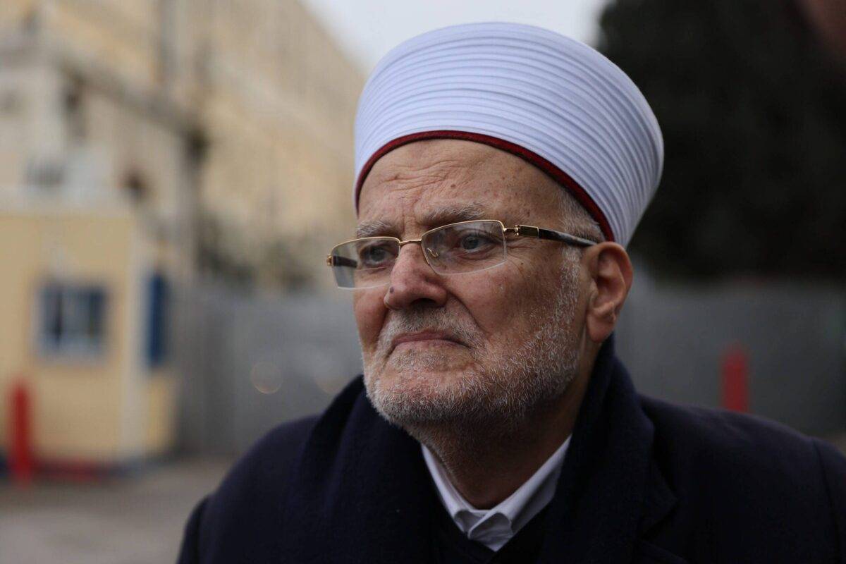 Sheikh Sabri slams Israeli plot to judaize area around Al-Aqsa Mosque