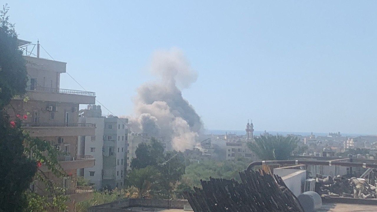 +4 Videos: Multiple Israeli airstrikes on suburbs of Beirut, Lebanon right now