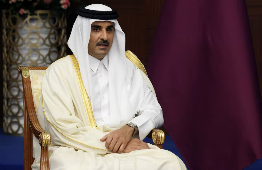 Emir of Qatar calls on intl. community to stop Israeli aggression